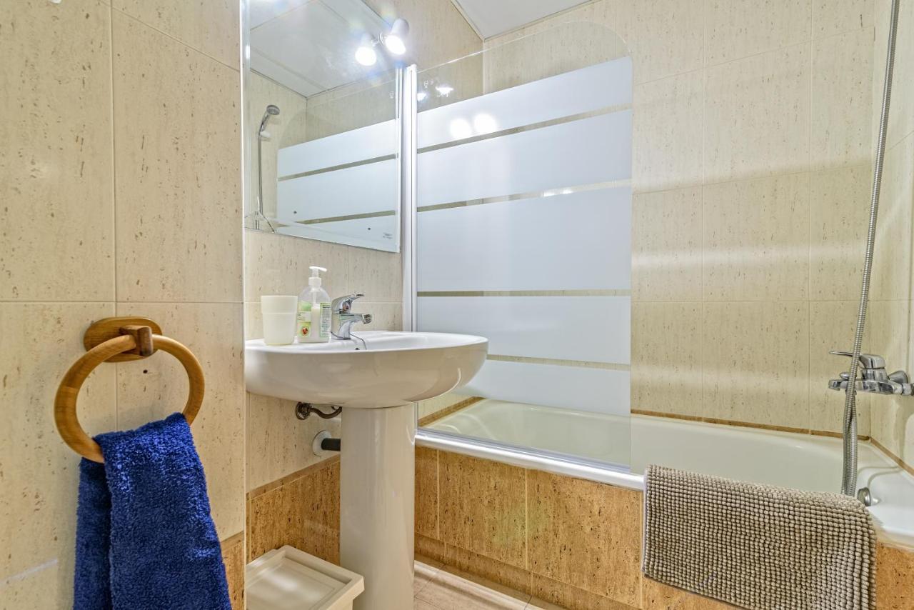 Apartamento&Piscina Cerca De Barcelona Ripollet Dış mekan fotoğraf
